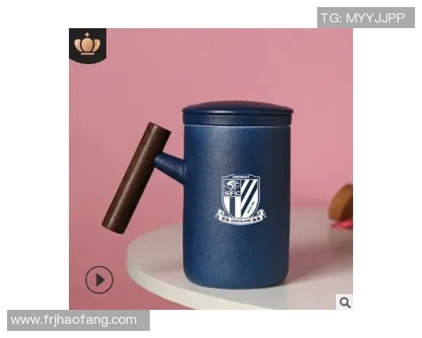 足球明星珍藏礼物推荐揭秘让你心动的独特纪念品与收藏品 足球明星珍藏礼物推荐揭秘让你心动的独特纪念品与收藏品